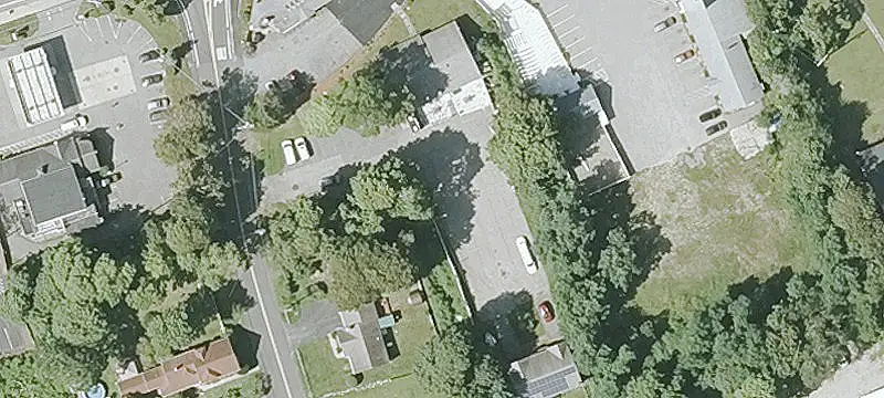 304 Main St