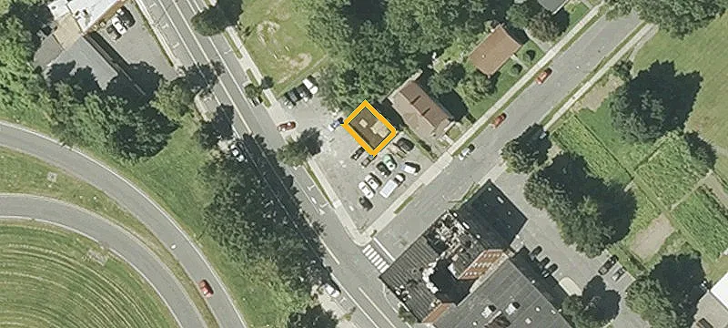 2505 Main St