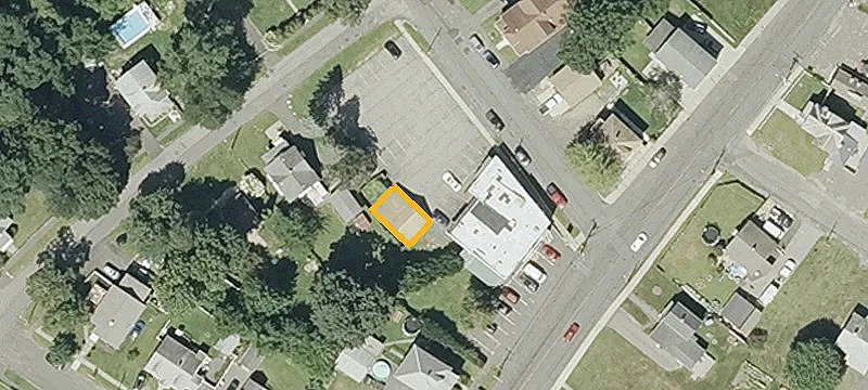 84 Maple St