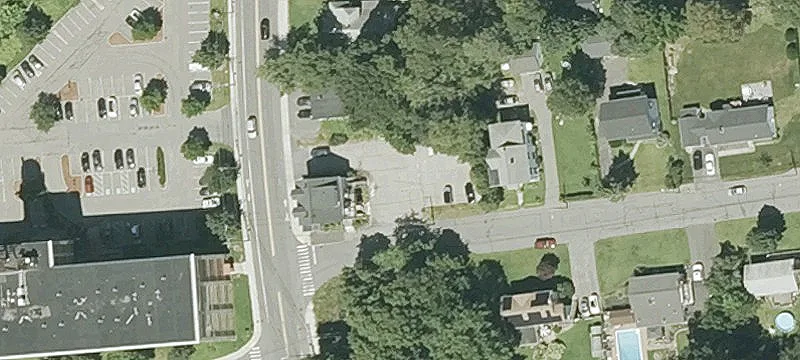 176 Maple St