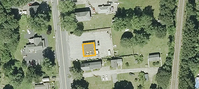390 Main St