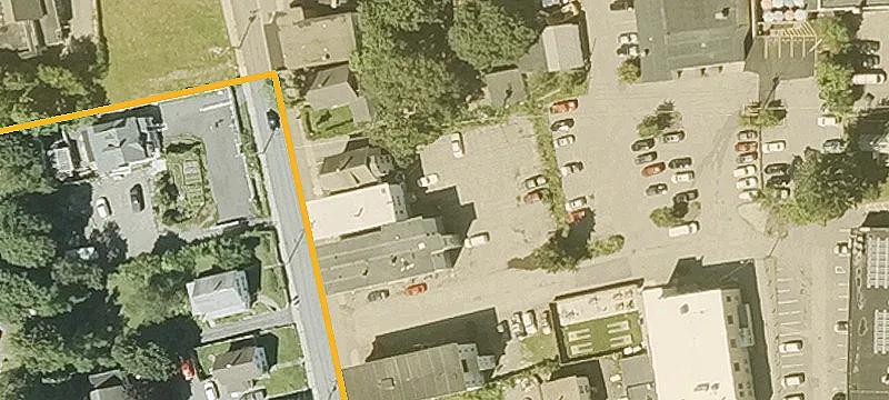 26 Nichols St