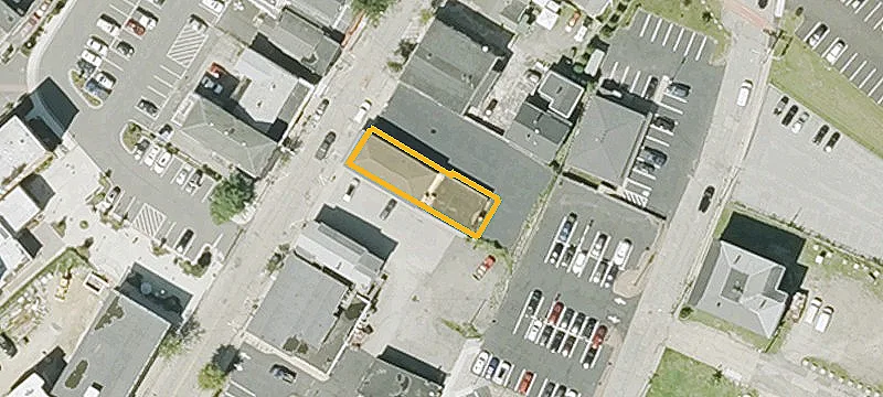 42 Central St