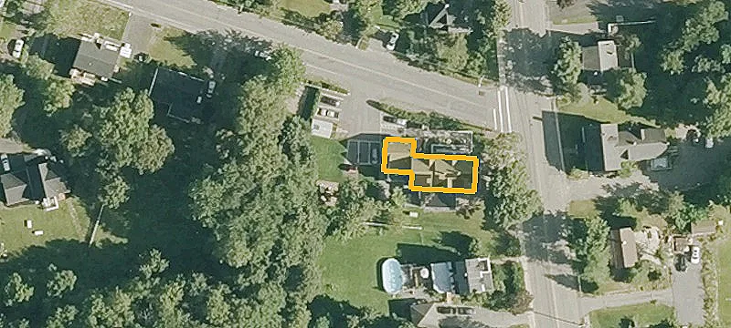 758 Main St