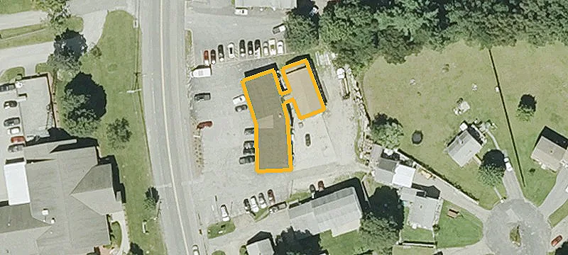 496 Main St