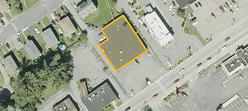 121 Main St