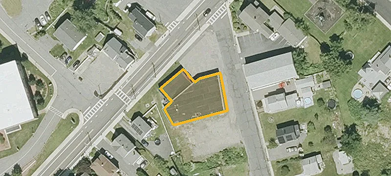 336 Main St