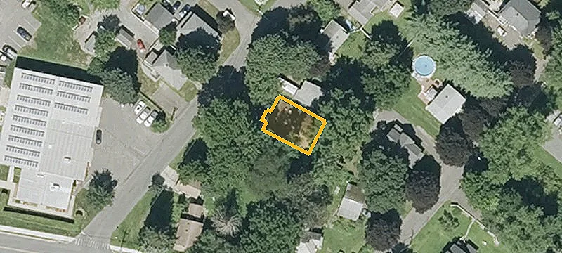 17 Moseley Ave