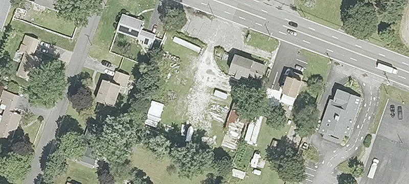 1629 Fall Riv Ave