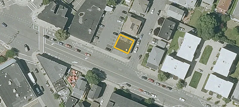 483 Broadway