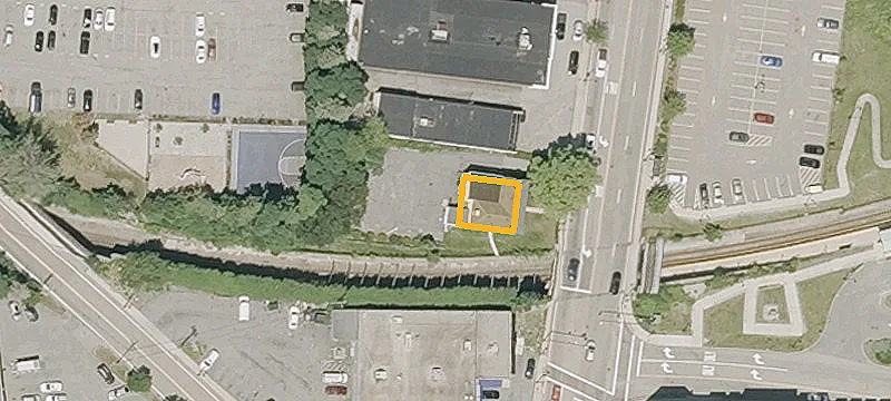 18 Quincy Ave
