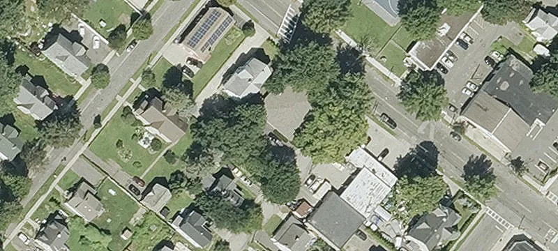 374 Main St
