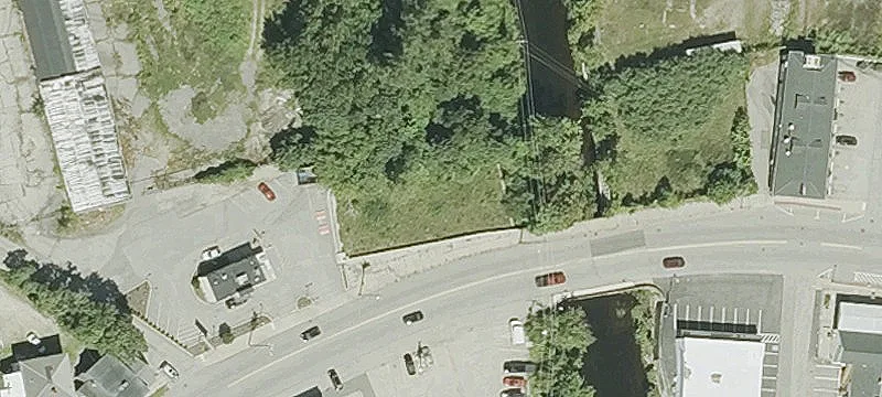 2 Main St