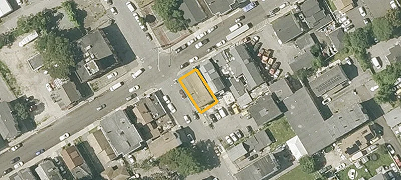 330-332 Lowell St
