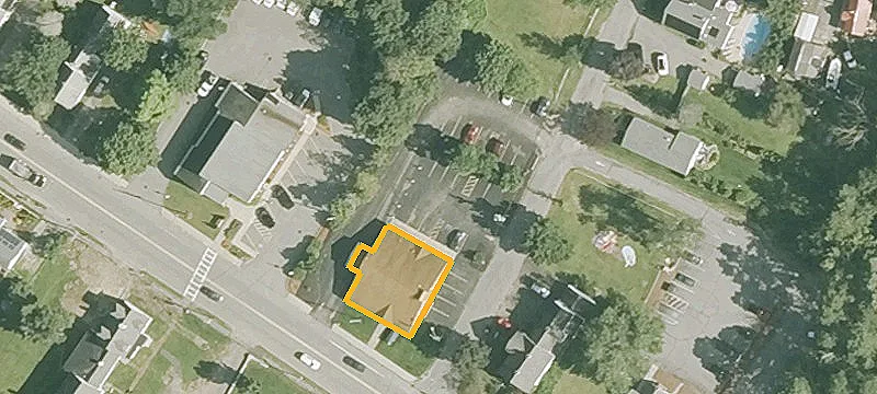 225 Main St