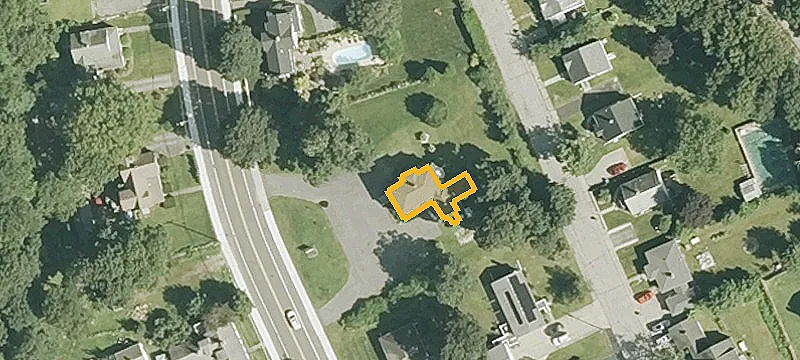 207 Main St