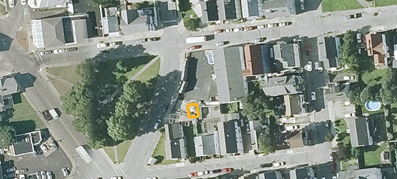 Grinnell St
