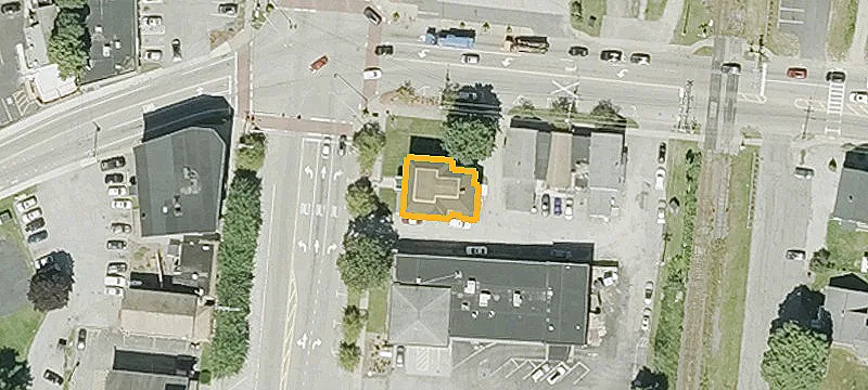 304 Main St