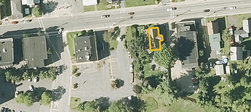36 Main St