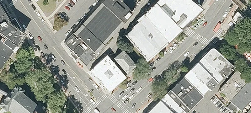 51 Main St