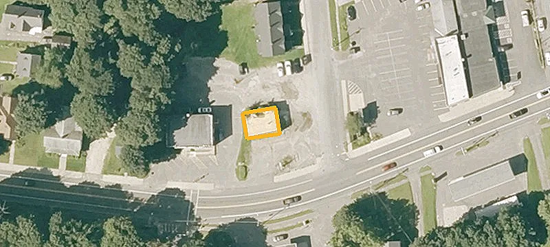 621 Main St
