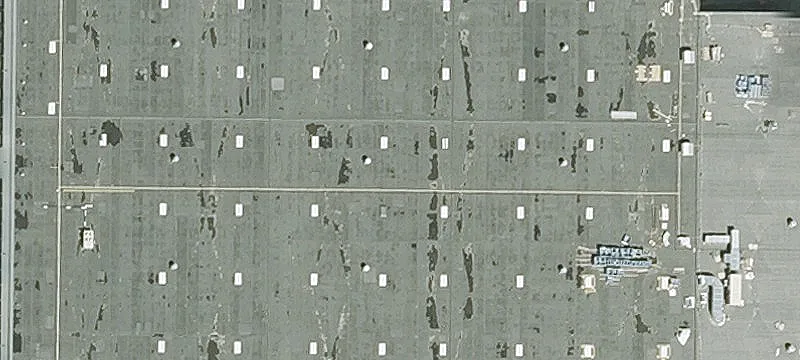 325 Tpke Rd