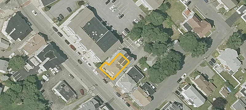 84 Main St