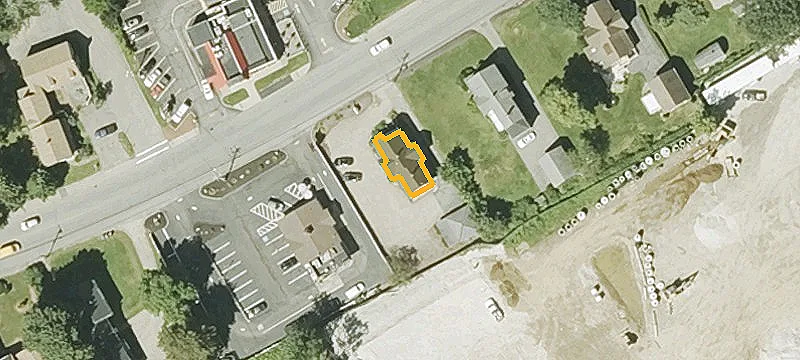 294 Main St