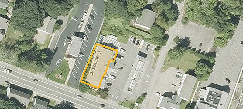 506 Main St