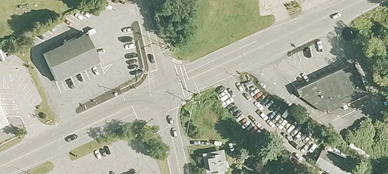 17-21 Bartlett St