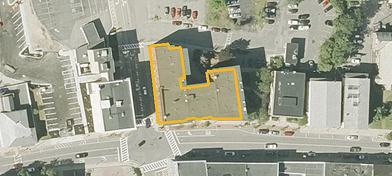 416 Main St