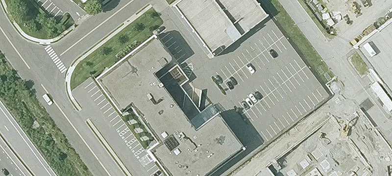 300 1st Ave
