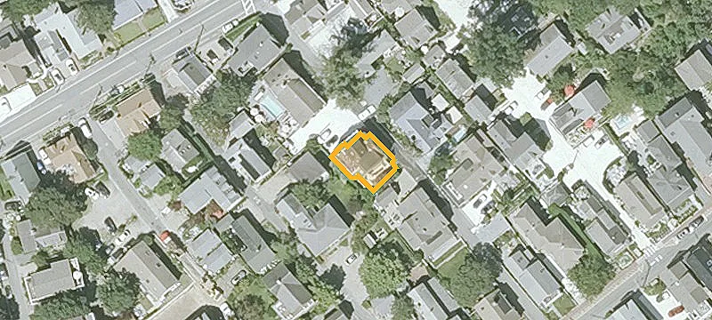 6 Dyer St