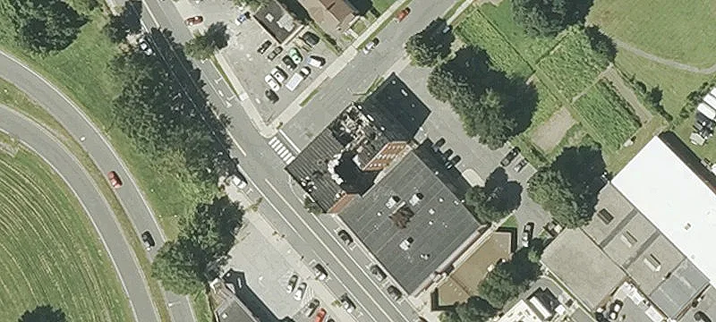 2477 Main St