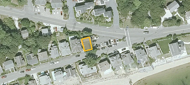 656 Commercial St