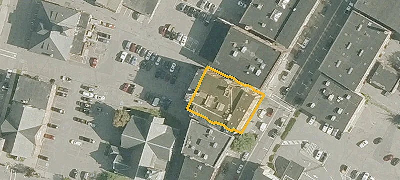 18-22 Main St