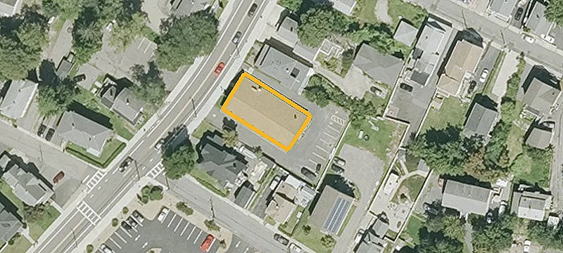 296 Main St