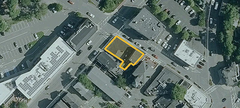 114 Pleasant St