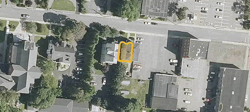 24 Church St