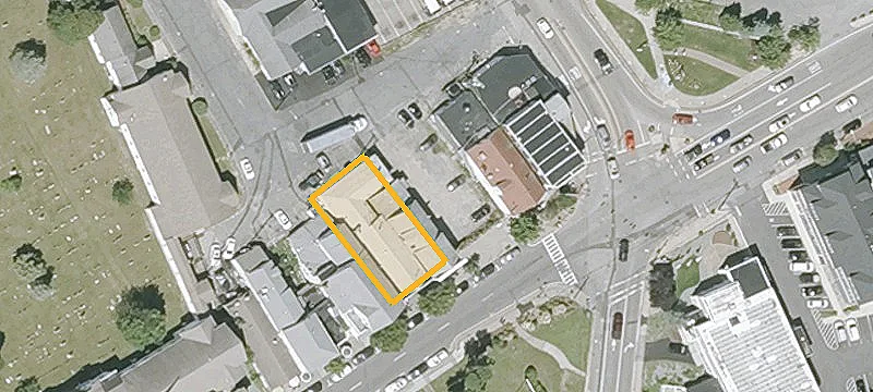 284 Main St