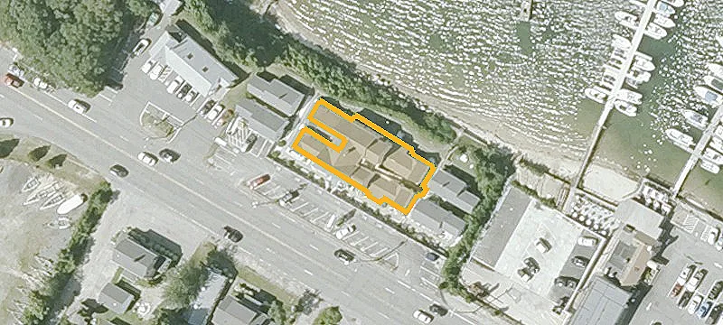 3224 Cranberry Hwy