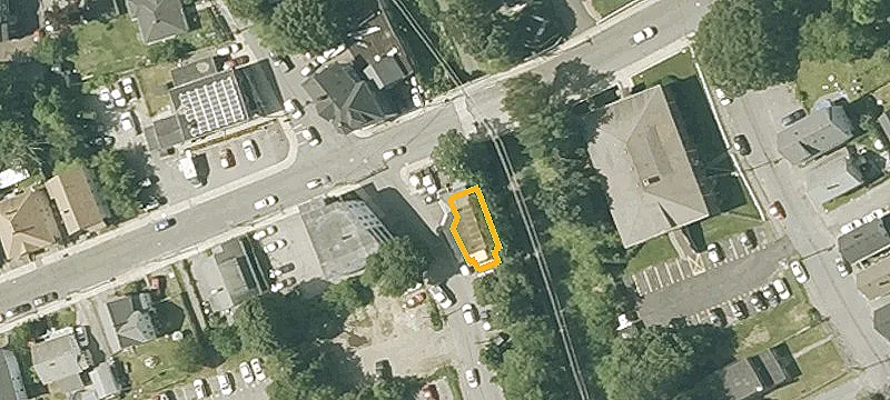 42nd Oakland Ave