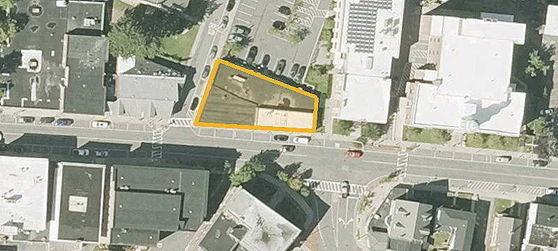 546 Main St