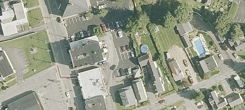 34th Main St