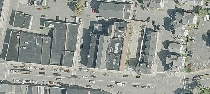 66 Main St