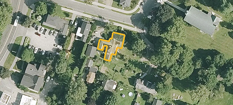 1 Maple St