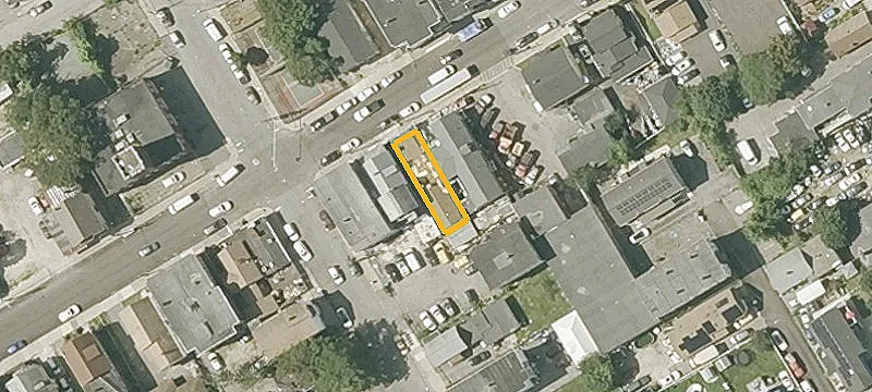 326 Lowell St
