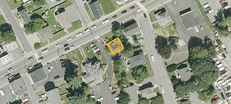 137 Main St