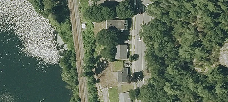 725 Main St