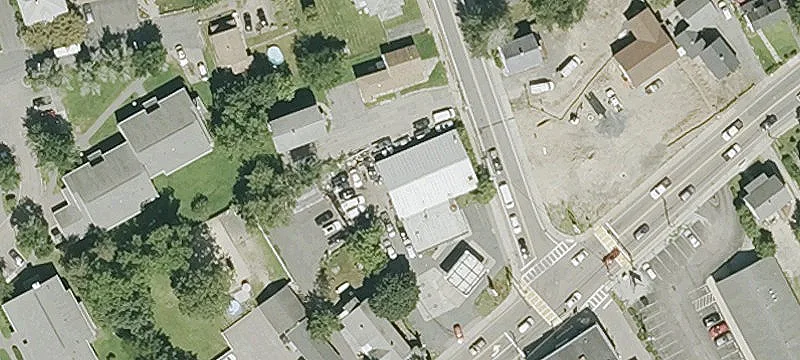 2 Cedar St